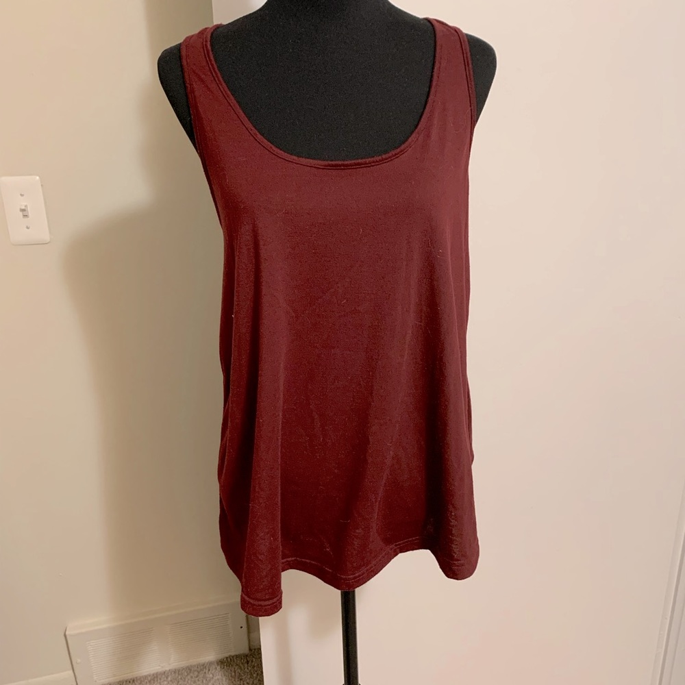 S Burgandy Racerback Loose Fitness Tank- great for autumn!